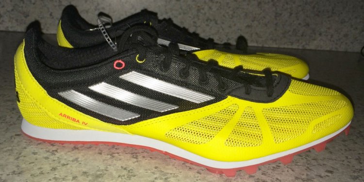 NEW Mens Sz 11 ADIDAS Arriba 4