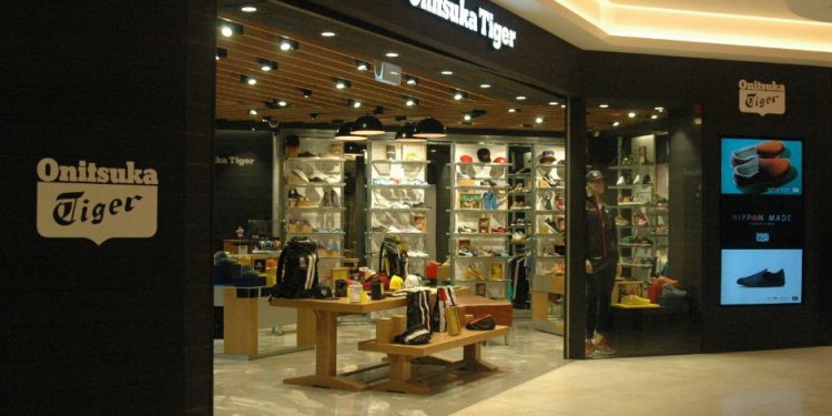 Onitsuka tiger, Store